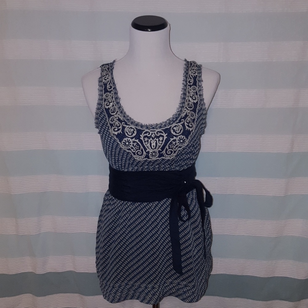 NBW, NWT Plaid top with metallic embroidery